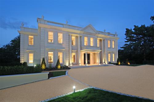 Front Exterior of Silverwood House, Blockwork and Masonry Subcontracting by Parkwork Brickwork and Building Services  